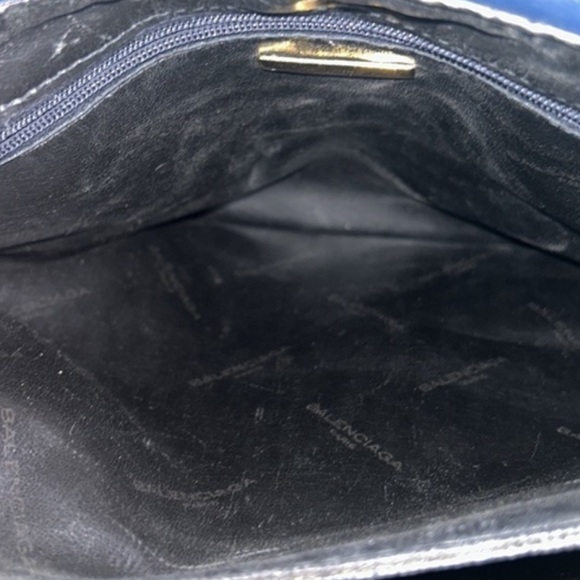 Authentic Balenciaga Vintage Navy Blue Pebbled Leather Shoulder Bag Crossbody - Picture 11 of 16
